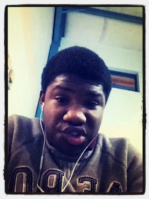 Sittinq Hea At Thaa Rec Bored Af Mann 