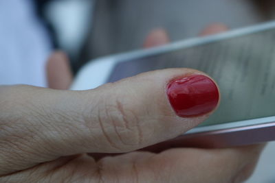 Close-up of human hand