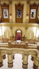 Statue of building