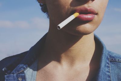 Close-up of cropped hand