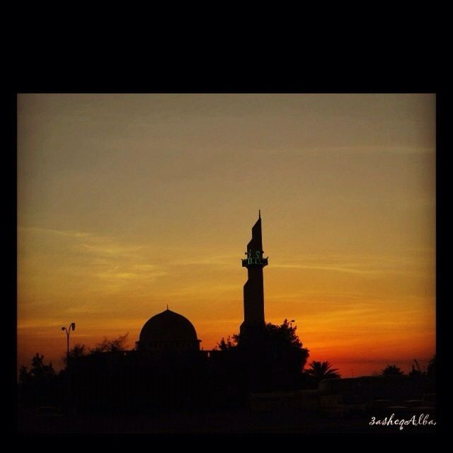 sunset, architecture, silhouette, built structure, building exterior, orange color, transfer print, sky, tower, auto post production filter, city, outdoors, low angle view, travel destinations, dark, no people, scenics, dusk, nature, famous place