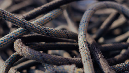 Close-up of rope tied on metal