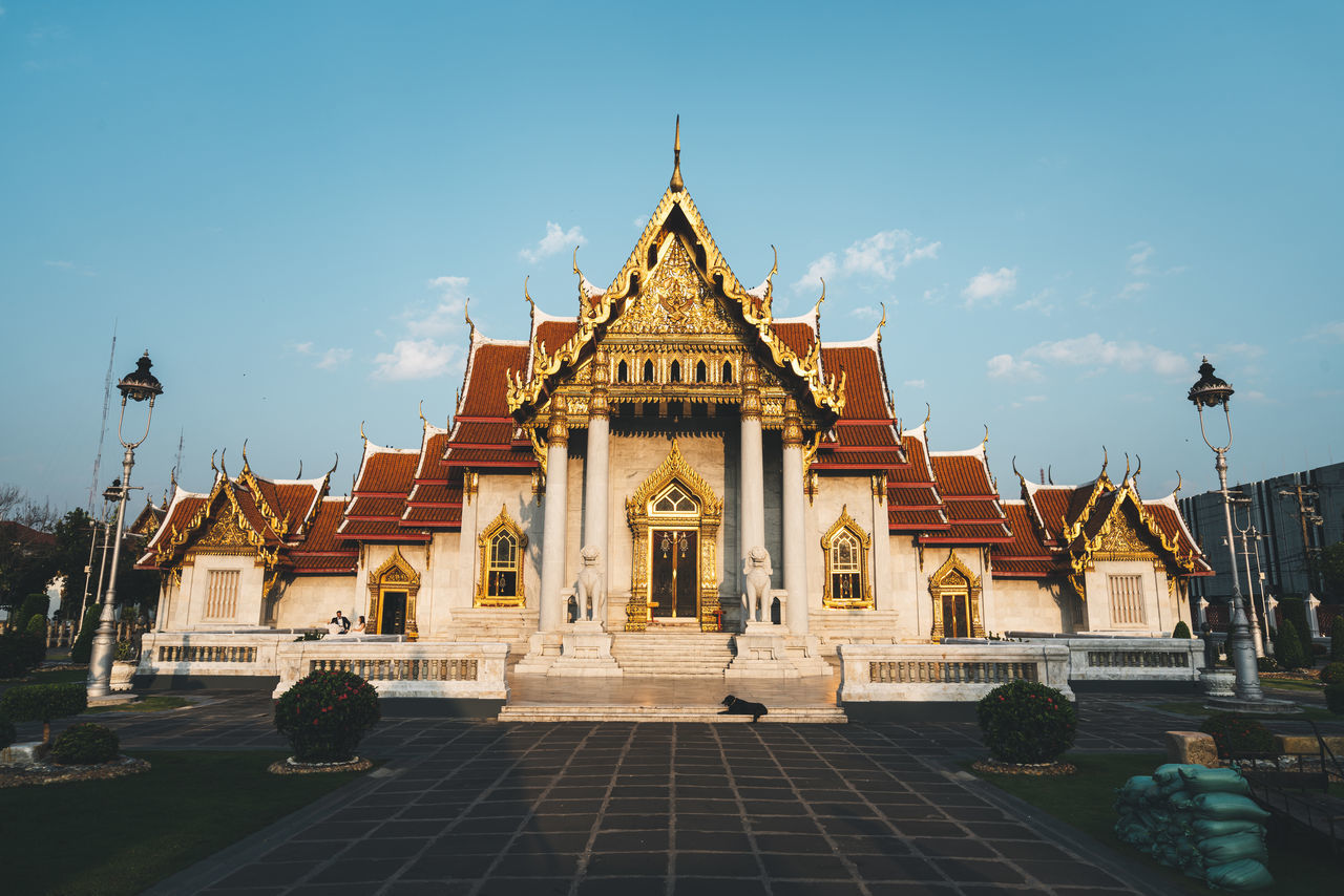 architecture, built structure, sky, building exterior, belief, religion, building, place of worship, nature, spirituality, travel destinations, history, incidental people, day, the past, facade, travel, cloud - sky, outdoors, ornate, spire