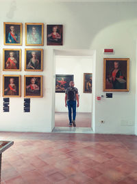 art gallery