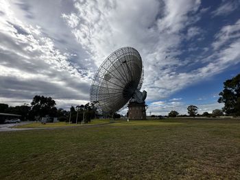 radio telescope