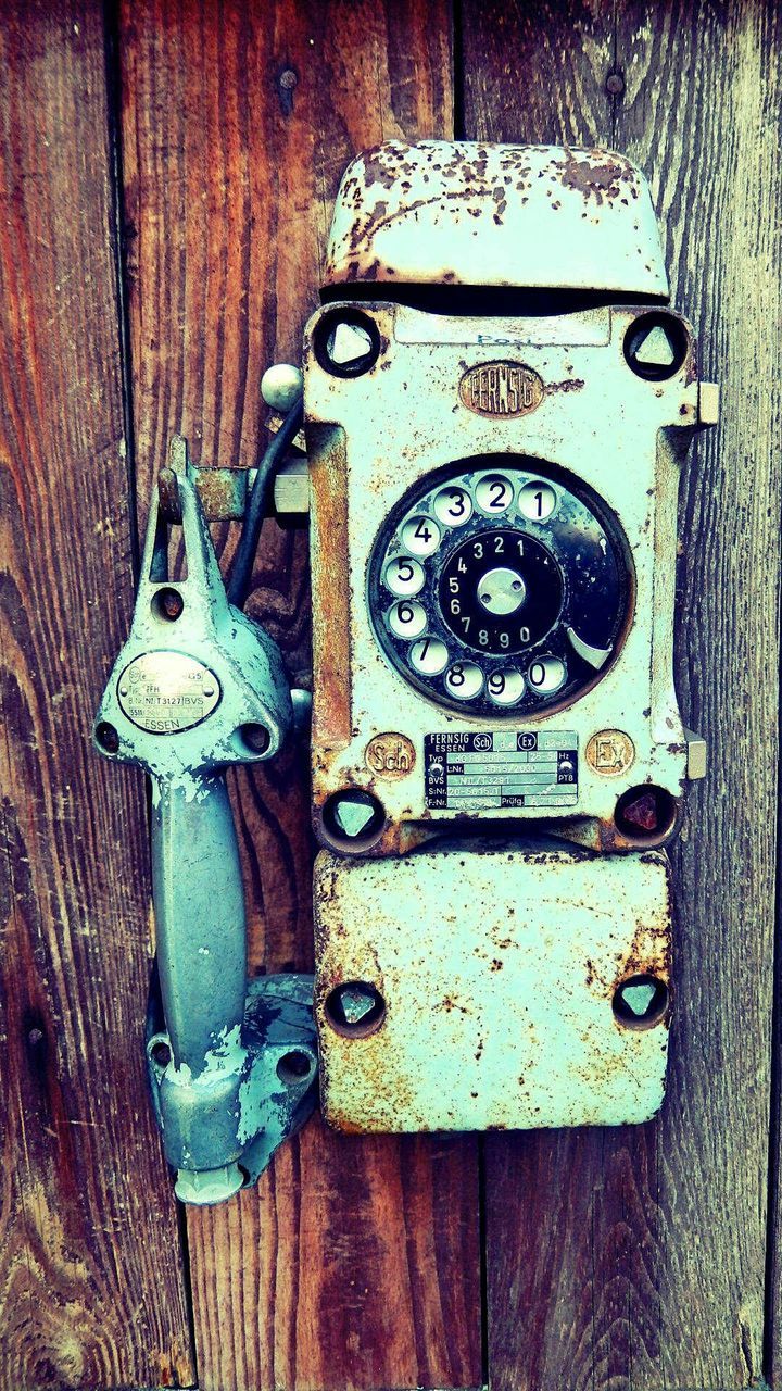 wood - material, old, close-up, metal, door, wooden, indoors, old-fashioned, number, communication, rusty, text, retro styled, metallic, safety, doorknob, security, wood, antique, wall - building feature