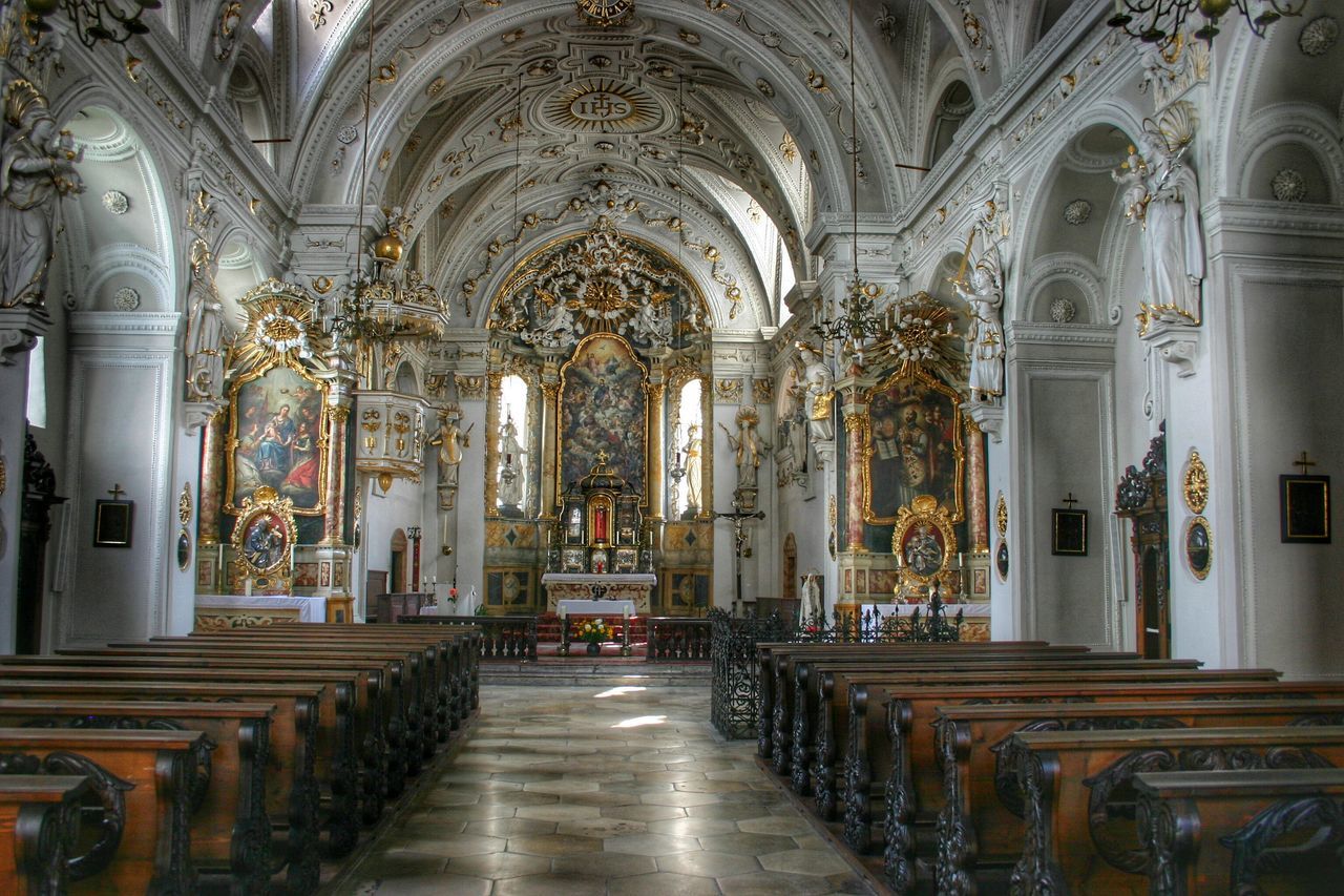 indoors, place of worship, religion, spirituality, church, arch, architecture, built structure, cathedral, interior, ceiling, architectural column, corridor, pew, window, empty, history, day