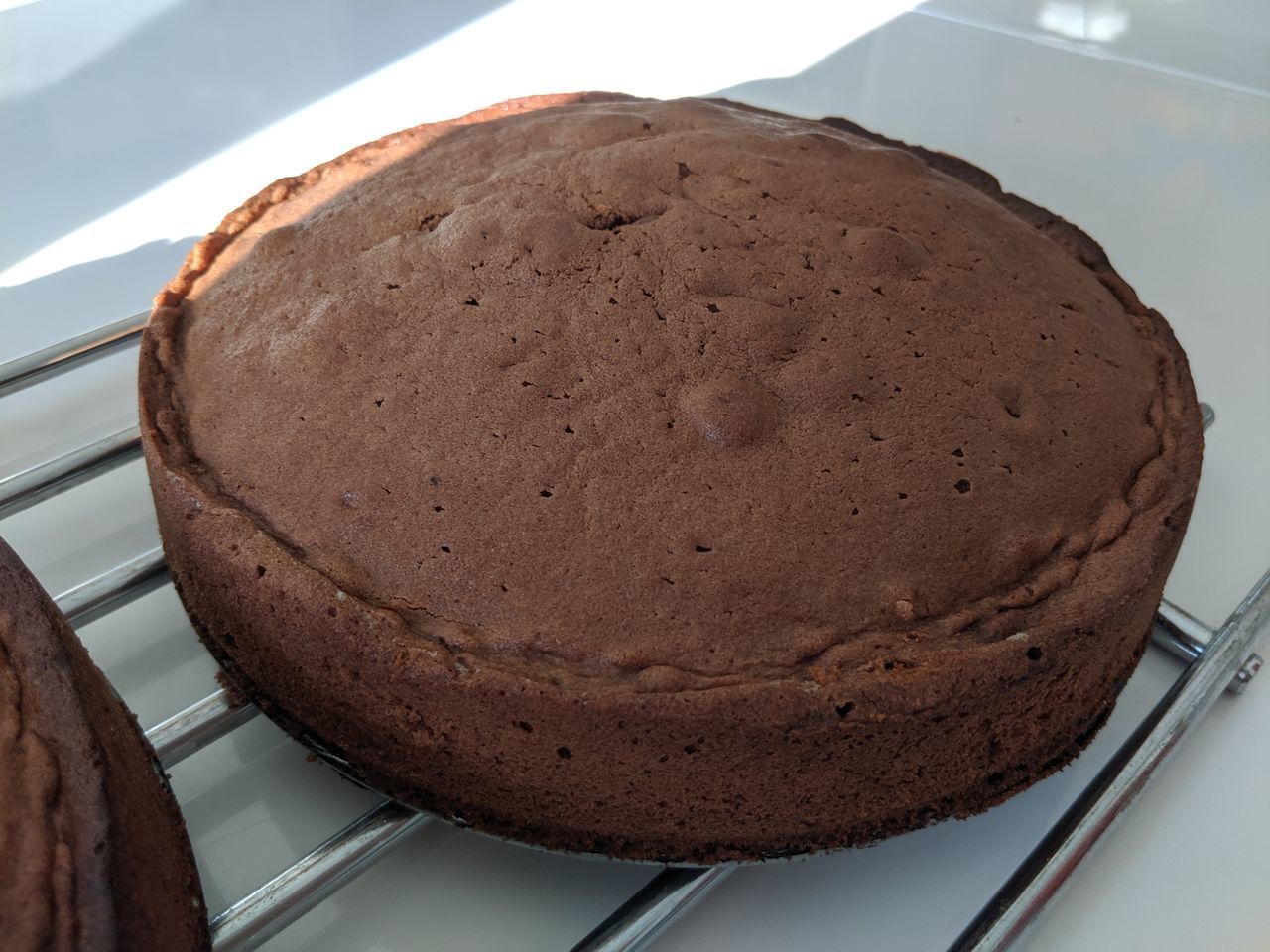 HIGH ANGLE VIEW OF CHOCOLATE CAKE