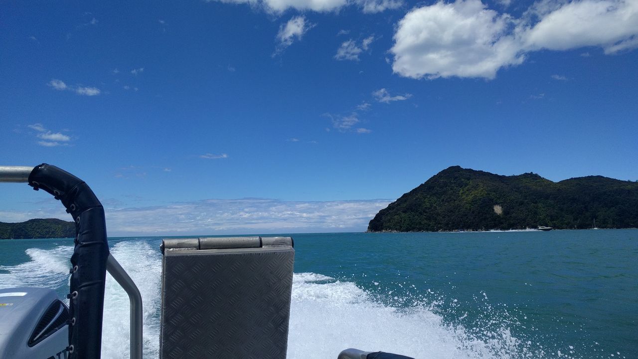 PANORAMIC VIEW OF SEA AGAINST BLUE SKY