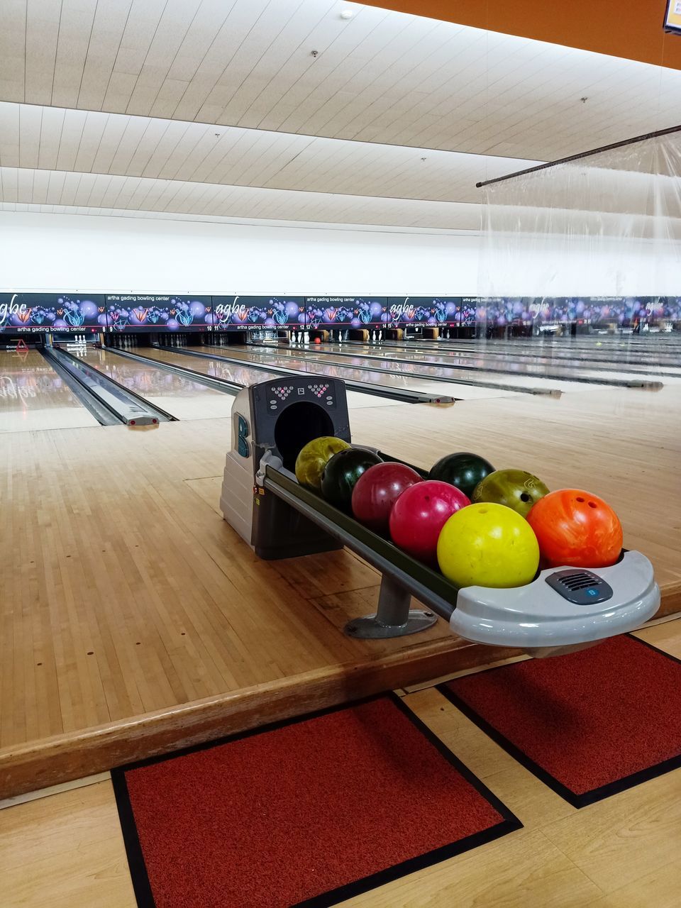 bowling, sports, indoors, ball game, ball, bowling equipment, sport venue, room, architecture, bowling pin, table, sports equipment, lifestyles, floor, no people, leisure centre, seat