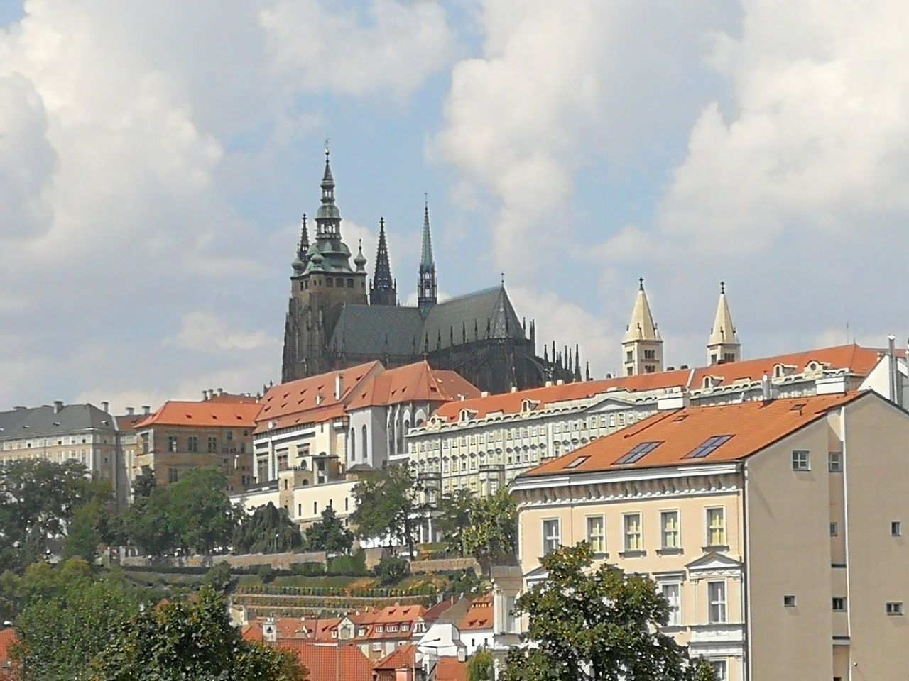 VIEW OF BUILDINGS AGAINST SKY