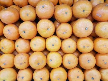 Full frame shot of oranges