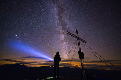 View to the stars at the top of the mountain