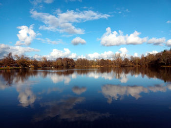 Scenic view of lake against sky in noswendel, saarland, hiking trail traumschleife himmels gääs paad