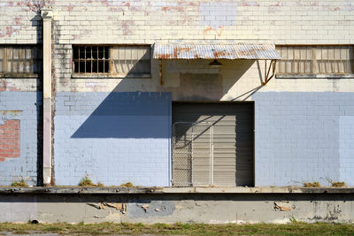 Exterior of abandoned warehouse in texas