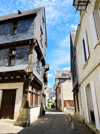 Buildings in chinon