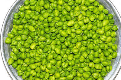 Close-up of green beans in bowl