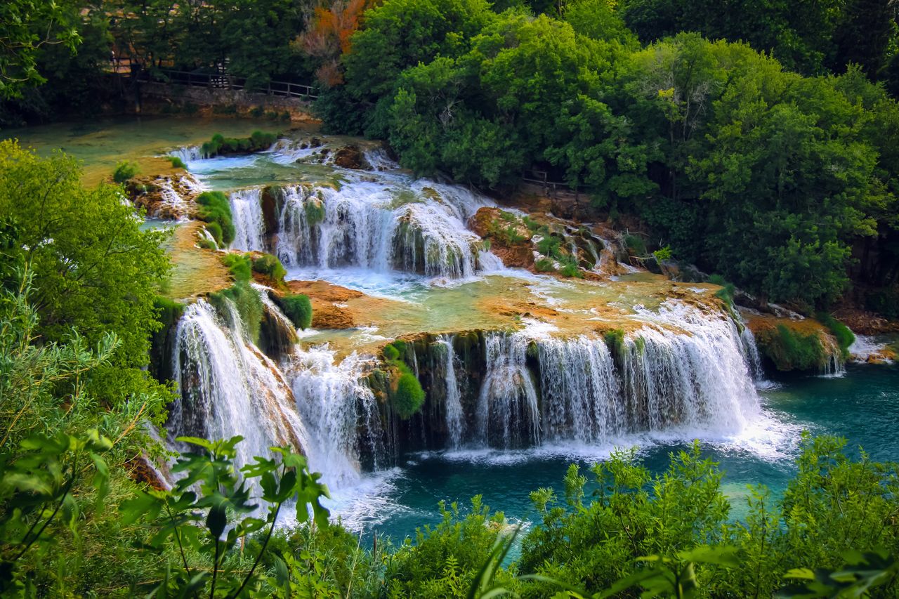 SCENIC VIEW OF WATERFALL