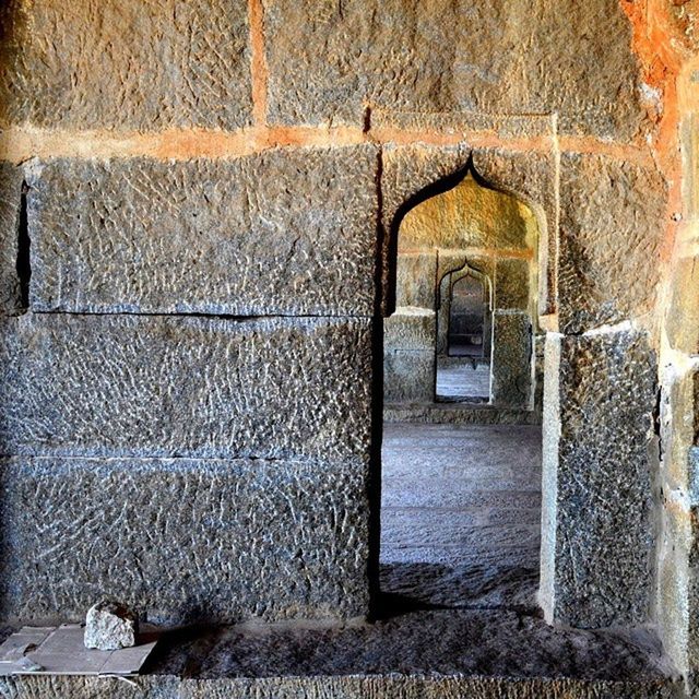 architecture, built structure, building exterior, arch, old, window, brick wall, wall - building feature, stone wall, abandoned, door, entrance, house, damaged, building, day, wall, obsolete, weathered, deterioration