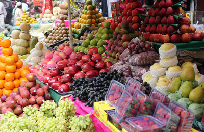 Fruit market in kolkata india