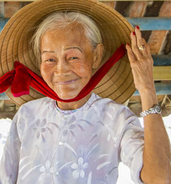 Portrait of a smiling young woman