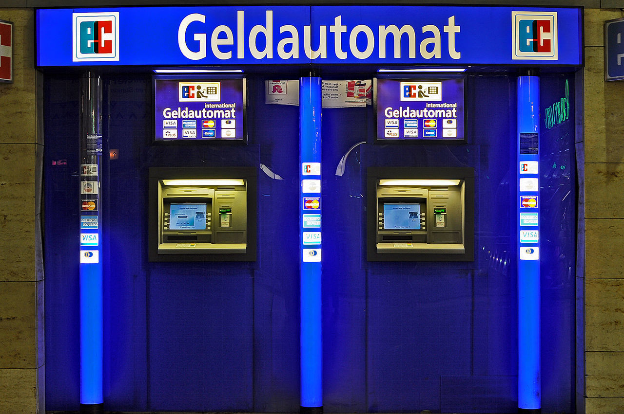 Cashpoint machine