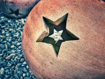 Clay ball with star