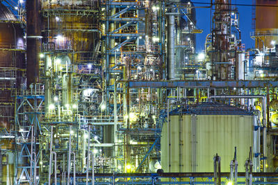 Night view of oil refinery.