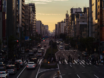 Traffic on road in city