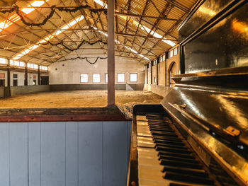 Piano in manege
