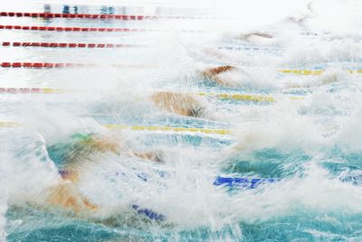 Water splashing in swimming pool