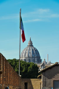 Vatican and italian flag