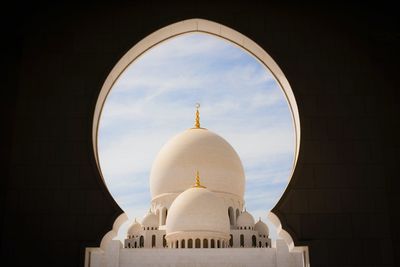 Beautiful mosque of ramadan style and islamic background