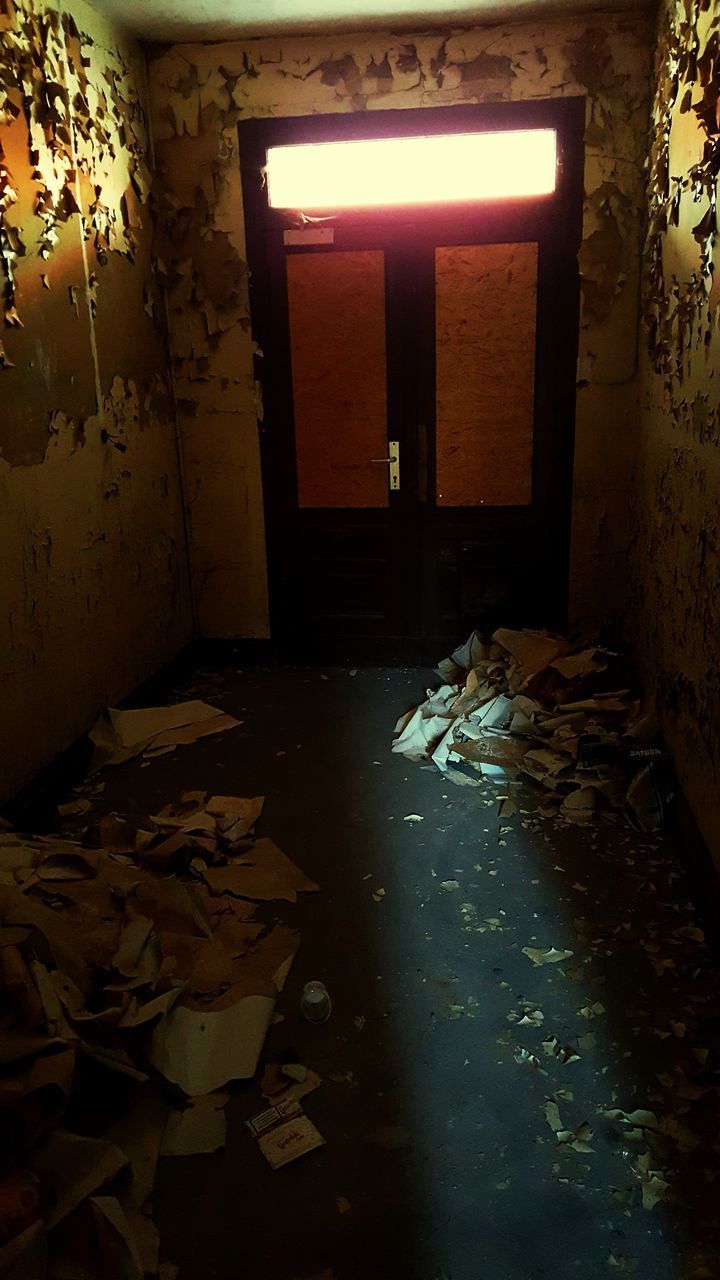 INTERIOR OF ABANDONED ROOM