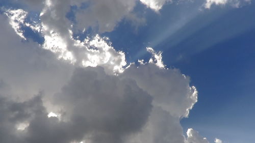 Low angle view of cloudy sky