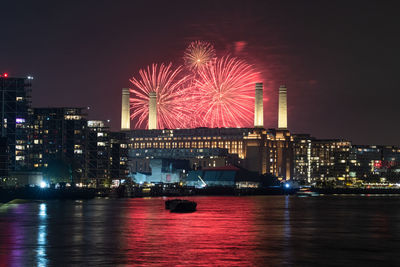 November 5th fireworks behind the iconic battersea power station