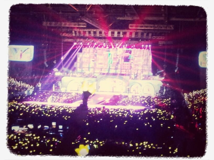 BigBang HKAlive Tour2012    such a beatiful night<3