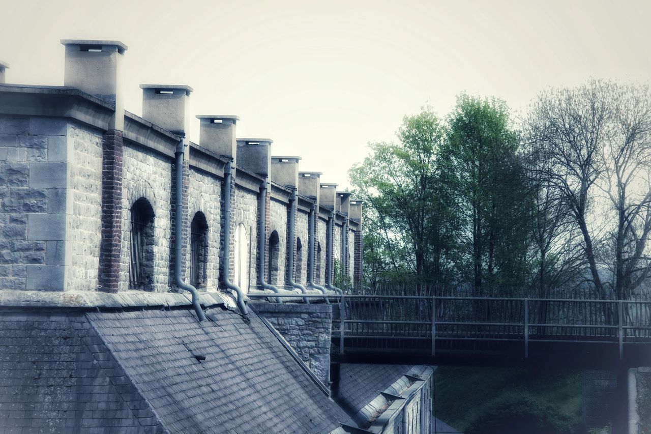 VIEW OF OLD BUILDING AND BRIDGE