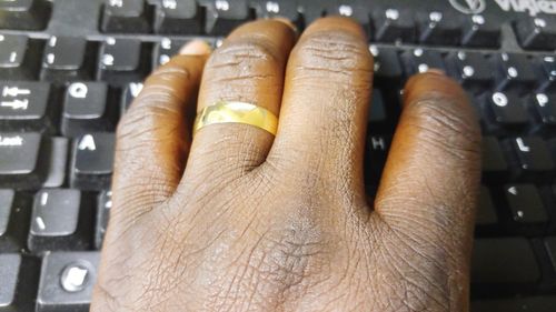 Close-up of human hand