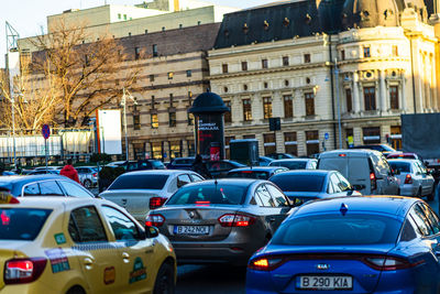 Traffic on road in city