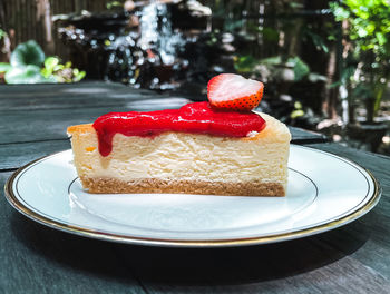 Close-up of cake in plate on table
