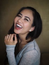 Portrait of a smiling young woman