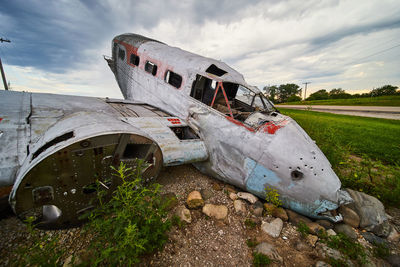 Abandoned car