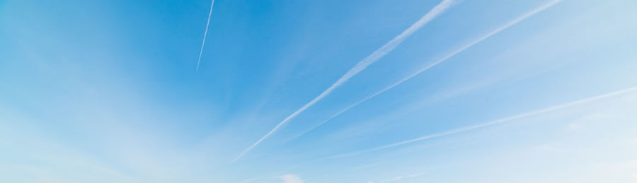 Low angle view of vapor trail in sky