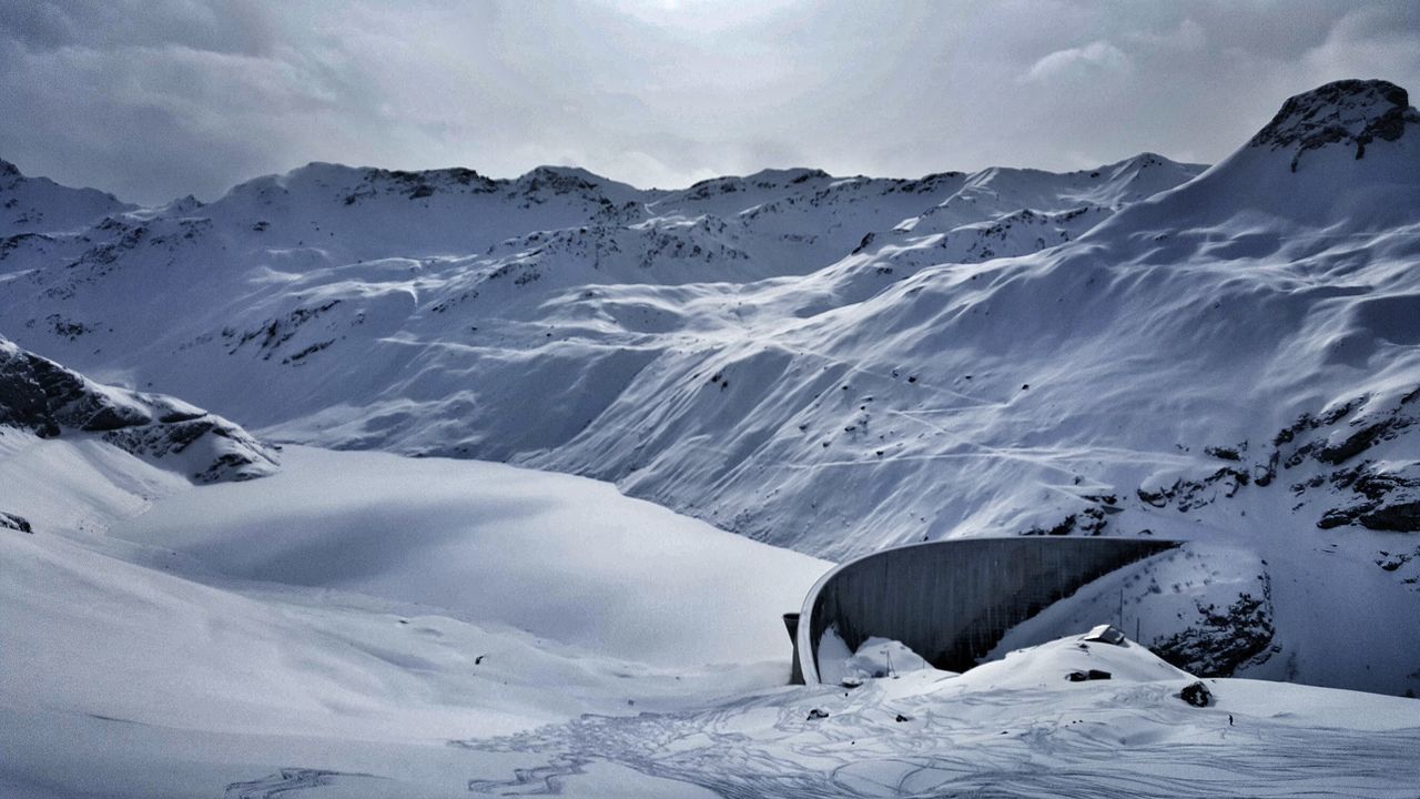 snow, mountain, winter, cold temperature, landscape, tranquility, scenics, tranquil scene, season, mountain range, beauty in nature, snowcapped mountain, weather, nature, non-urban scene, sky, covering, physical geography, remote, idyllic