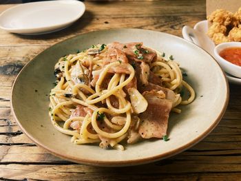 Close-up of noodles in plate on table