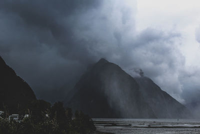 Heavy rainfall in milford sound