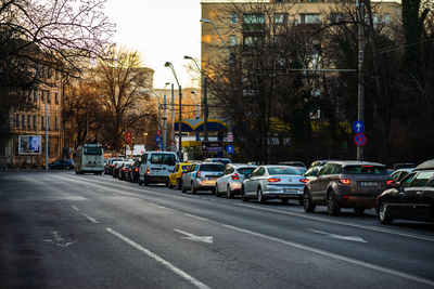 Traffic on road in city