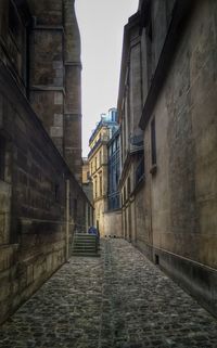 Narrow alley in city