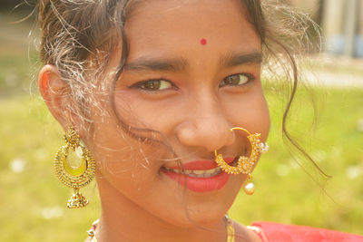 Close-up portrait of smiling woman